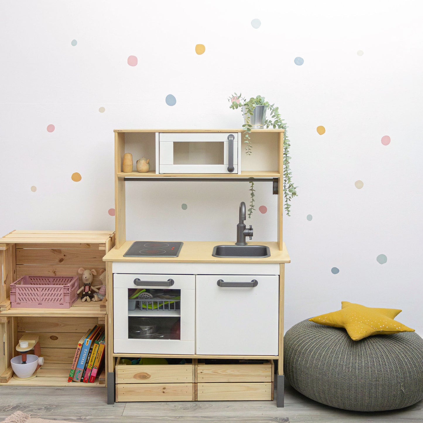 Irregular Dots Wall Stickers