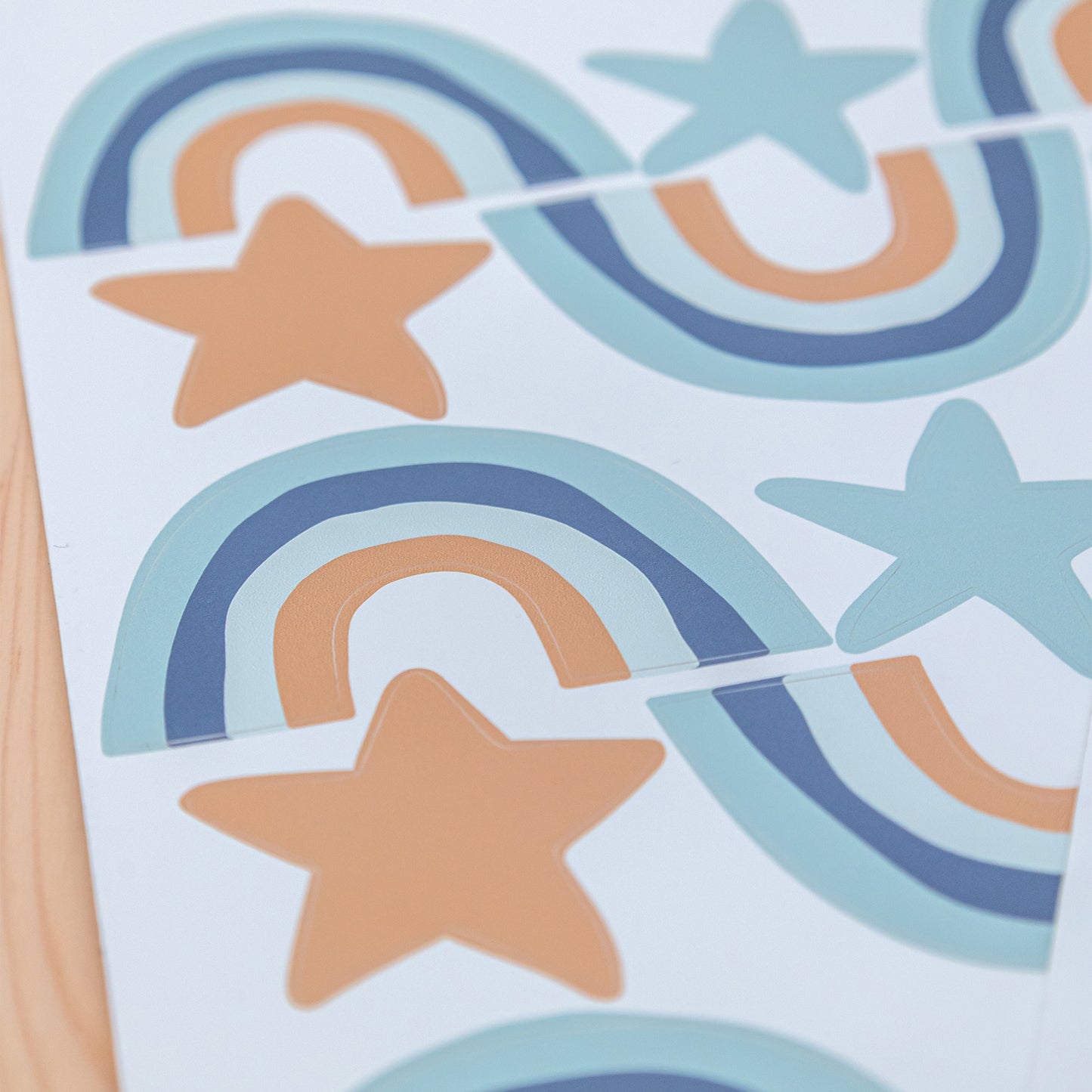 Set de 72 Pegatinas de Pared | 36 Arcoíris + 36 Estrellas | Vinilos Decorativos Infantiles Extraíbles | 8 Combinaciones de Color