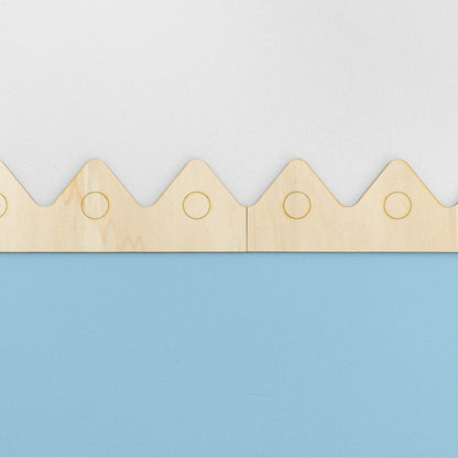 Cenefa de Madera Montañas con Grabado Circular, Moldura Infantil Reversible