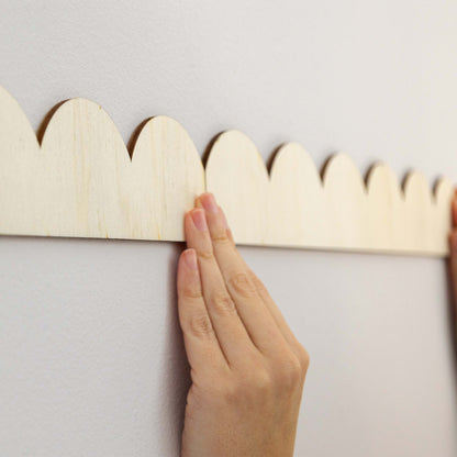 Cenefa de Madera Festoneada para Pared - Cornisa Ondulada Scallop